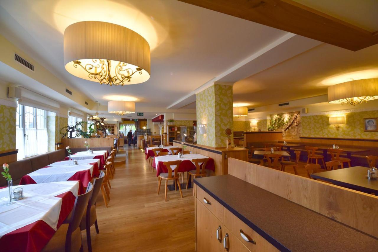 Hotel&wirtshaus Sonne Hotel Weyregg